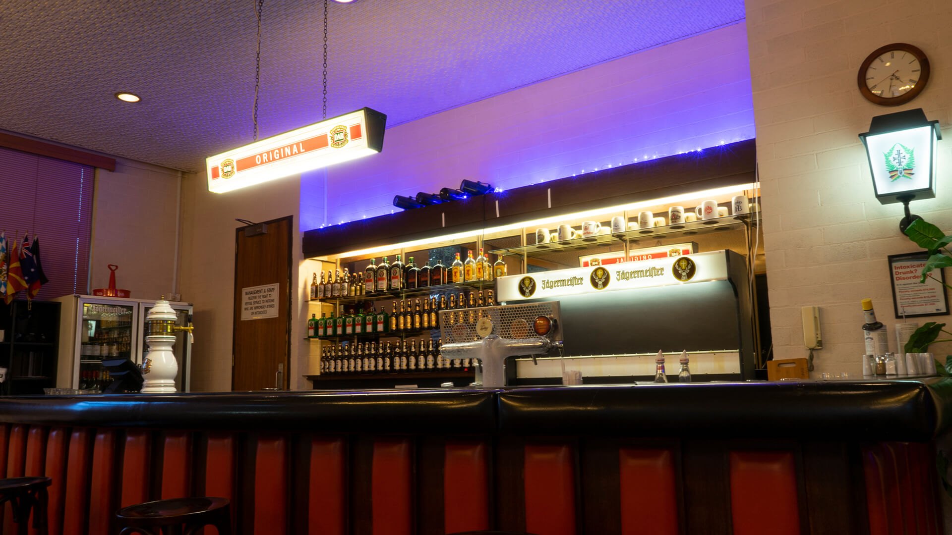 The bar at German Club Tivoli